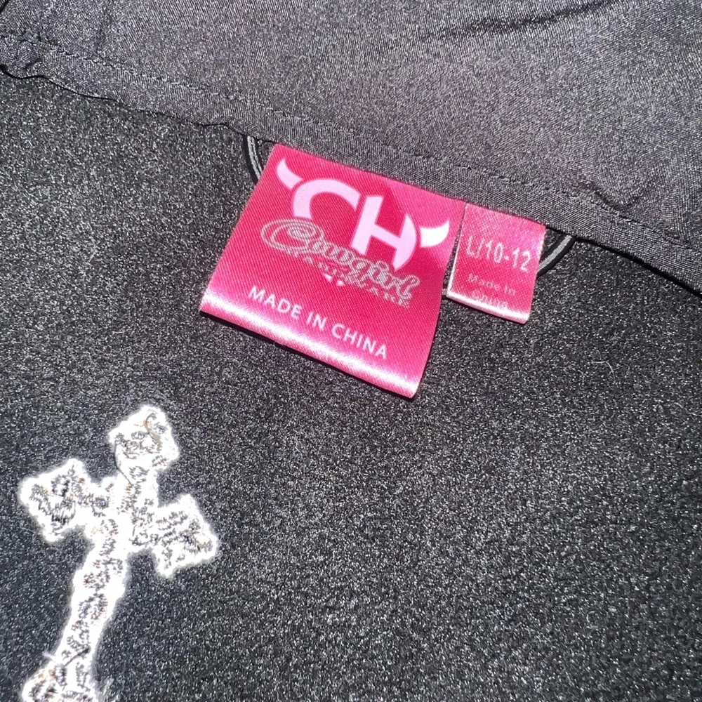 Girls Black Vest with Leopard Cross Design - Picture 6 of 6